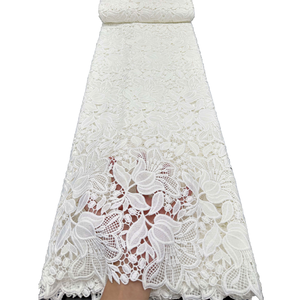 NI.AI Venta al por mayor <span class=keywords><strong>de</strong></span> fábrica: Tela <span class=keywords><strong>de</strong></span> encaje <span class=keywords><strong>de</strong></span> guipur con flores blancas, encaje <span class=keywords><strong>de</strong></span> seda <span class=keywords><strong>de</strong></span> leche soluble en agua, tela <span class=keywords><strong>de</strong></span> encaje bordado <span class=keywords><strong>para</strong></span> bodas Asoebi - Product Image 1