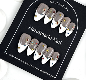 Lot de 10 faux ongles en gel press-on, <span class=keywords><strong>forme</strong></span> amande courte, style français, luxueux, irisés, peints à la main, réutilisables pour mariage et fête - Product Image 1