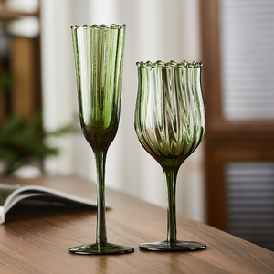 Copas de Cristal Vintage Green Wave, Copa de Vino de Cristal, Copa de Champán Hecha a Mano - Product Image 4