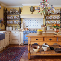 Style moderne américain, personnalisation complète de la maison, rénovation sur mesure, armoires de cuisine, charnières de salle à manger, bois massif