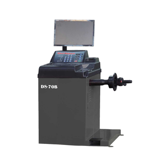 Machine d'équilibrage de roues de voiture HUAQI DS-70B 0,75 kW/1,1 kW 220 V/110 V 200 tr/min Capacité 70 kg Garantie 12 mois DS-70B Équilibreuse de roues de voiture - Product Image 1