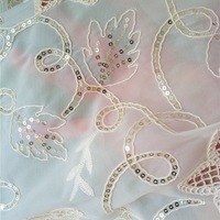 Tissu en dentelle florale respirant et hydrosoluble 100% coton pour vêtements ou robe hawaïenne, tissu en dentelle brodée