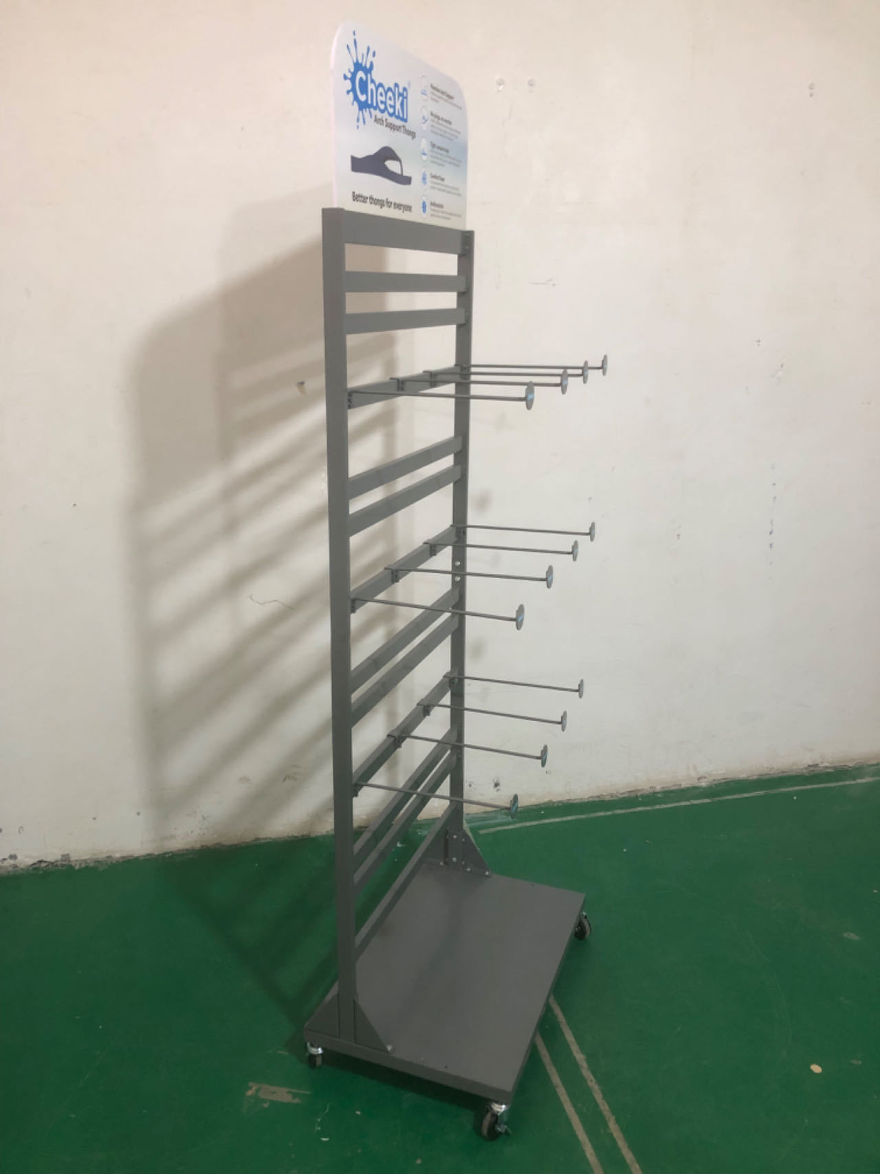 Single-sided Heavy Duty Strip Board Metal Floor Stand Display Rack Powder Coated Finish Adjustable Hooks Supermarket — view 4