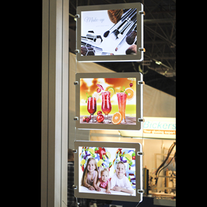 Doppelseitiger LED-Taschen rahmen A1 A2 A3 <span class=keywords><strong>A4</strong></span> Immobilien makler Kristall-LED-Licht box LED-hängende Acryl-Sandwich-Foto rahmen - Product Image 1