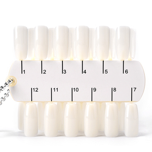 Plateau de présentation double couche pour nail art avec 24 faux ongles, outil d'entraînement pour la pratique du vernis gel UV et des autocollants pour ongles artificiels - Product Image 3