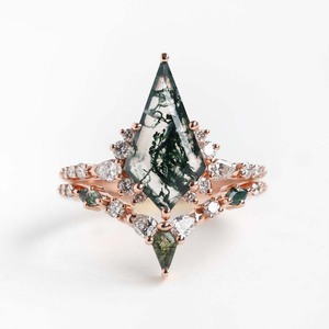 Elegant 925 Sterling Silver Green <strong>Moss</strong> <strong>Agate</strong> Kite Cut Engagement <strong>Ring</strong> - Product Image 1