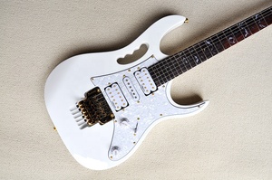 Chitarra Elettrica Bianca di Alta Qualità Flyoung con Ponte <span class=keywords><strong>Floyd</strong></span> Rose e Hardware Dorato, Realizzata su Misura - Product Image 2