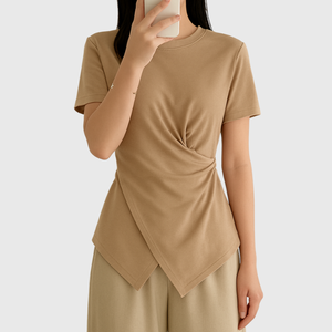 Camiseta de alta calidad OEM DE FÁBRICA DE Vietnam con logotipo personalizado para mujer, camiseta informal de manga corta con cuello redondo y cintura retorcida, secado rápido y transpirable - Product Image 6