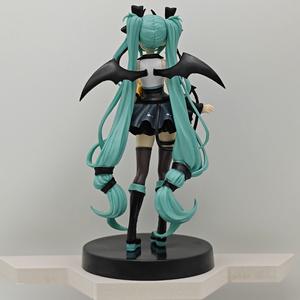 Figurines en PVC de la série Anime Girl Miku et Petit Diable avec Rascal the Raccoon Dark Angel, ornement de bureau en gros - Product Image 4