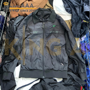Giacche Invernali Casual da Uomo di Marca Usate all'Ingrosso con Tasche, Moda MOQ 45kg Poliestere/Cotone Tutte le Taglie - Product Image 4