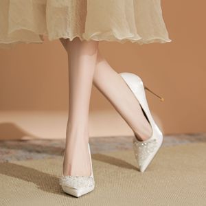 9888A-131 Escarpins en satin à bout pointu, talon aiguille, décor strass, chaussures de mariée, talon haut, mode féminine - Product Image 2