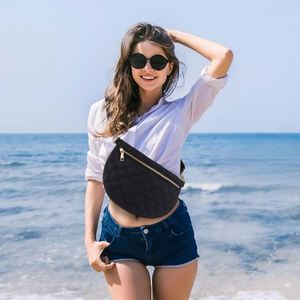 Bolso Bandolera de Media Luna Acolchado de Moda, Impermeable, Súper Elegante y Altamente Funcional para Compras, Citas y Actividades al Aire Libre - Product Image 6