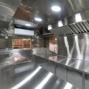 Remolque de Comida de Aluminio de 4 Ruedas, Estilo Clásico Vintage, Carrito Móvil, Camión de Comida Rápida, Cocina Completa, Tienda de Helados, Dulces y Papas Fritas - Product Image 4