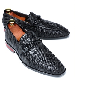 Chaussures Derby <span class=keywords><strong>en</strong></span> <span class=keywords><strong>cuir</strong></span> pour hommes, nouvelle collection, à pampilles tissées, antidérapantes, respirantes, élégantes, grandes tailles, pour le bureau, décontractées ou de cérémonie - Product Image 1