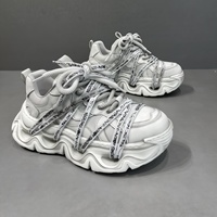 Chaussures Dad Shoes en Cuir Véritable à Lacets et Sangles Croisées à Semelle Épaisse pour Hommes ; Nouvelles Chaussures Tendance Automne 2026 Confortables Sportives Décontractées