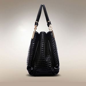 Bolso Multiusos Goddess |   Para llevar al hombro/muerto mano/a la mano/por la muñeca - Product Image 3