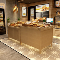 Vitrine à pain et gâteaux en verre trempé scellé, avec panneau en bois LED blanc chaud, beige chaud, style européen classique et quincaillerie dorée