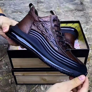 Chaussures de marche amortissantes, semelle épaisse, dessus en PU, légères, tendance, chaussures habillées pour hommes, autres chaussures tendance pour hommes - Product Image 4