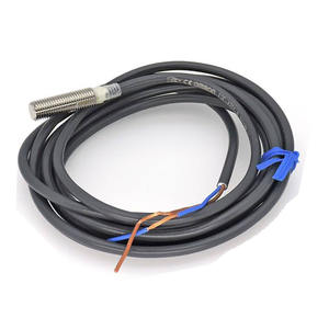 เซ็นเซอร์สวิตช์พร็อกซิมิตี้ e2ex7d1nz E2E-X7D1-N-Z ของแท้ - Product Image 1