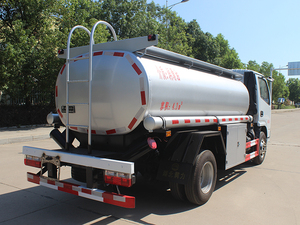 Camion-citerne diesel Dongfeng 4x2 pour la livraison de lubrifiants en vrac et la logistique d'huiles liquides - Product Image 6