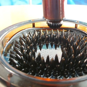 Fluido Nanomagnético WOBO de Partículas Finas de 10 nm, 99% de Cojinetes Fluidos, Nanofluido Magnético a Base de Agua para Control de Vibraciones - Product Image 1