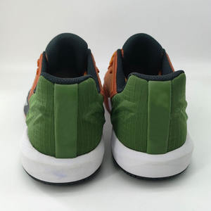 Chaussures de tennis décontractées d'intérieur professionnelles personnalisées, respirantes et confortables pour les sports d'été et de printemps, design tendance et nouveau - Product Image 5