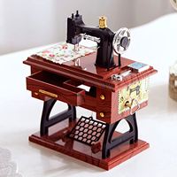 Décoration Quotidienne pour la Maison : Boîte à Musique Rétro Amusante en Forme de Mini Machine à Coudre, Horloge et Boîte à Musique, Idéale comme Cadeau d'Anniversaire