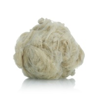 Vente directe usine : Fibre de polyester recyclé vierge, fibres teintes de haute qualité pour le rembourrage de coussins textiles de maison, anti-boulochage