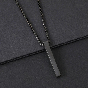 Collier pendentif barre verticale simple, quatre bâtons latéraux, personnalisable, gravé, pendentif barre vierge - Product Image 4