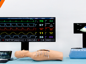 Simulateur de réalité virtuelle Bakulev CPBSS pour la formation scientifique médicale avec mannequin - Product Image 3