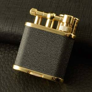 Laiton kérosène rétro meule amour feu briquet cadeau pour hommes et femmes avec meule - Product Image 6