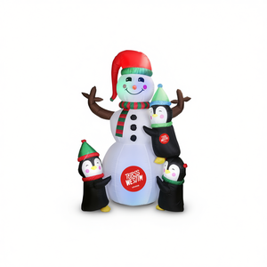 Tobss West77m Pupazzo di Neve Gonfiabile Natalizio con 3 Pinguini, Decorazione da Giardino per le Feste da 1,8m, Illuminato e Gonfiabile - Product Image 1