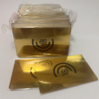 Carte NFC intelligente professionnelle en métal doré brillant avec logo personnalisé pour l'image de marque d'entreprise