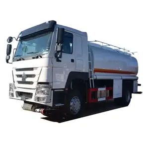 Sinotruck Howo 6 wheeler oil tanker truck supplier 4x2 8000 liters fuel tanker truck for sale in Bangladesh