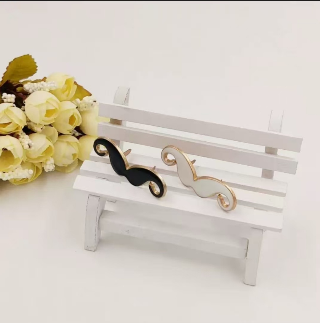 06.Decoration of beard