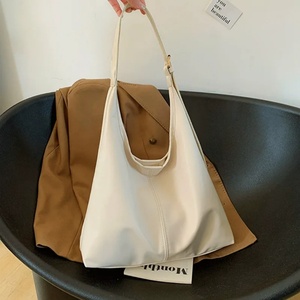 Bolso de Hombro de PU Premium para Mujer, Minimalista, de Color Sólido, Bolso de Mano para Uso Diario, Oficina, Compras, Bolso Tote - Product Image 3
