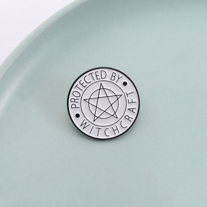 Creative spille a cinque punte con spille a stella a risvolto con spille con spille gioielli divertenti regalo decorativo per gli amici - Product Image 1