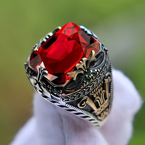 Bague de luxe pour homme en alliage de zinc, ornée de pierres précieuses, style vintage vieilli, noir et vert, forme rectangulaire, idéale pour les fêtes et les mariages - Product Image 2