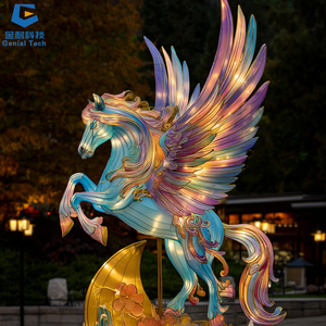 SGFL377 Festival de lanterne animale à thème chinois lanterne en soie en forme de cheval volant LED pour Thanksgiving Street Parades Cultural - Product Image 1