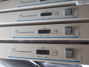 MT MEDICAL 乳児光線療法ユニット LEDブルーライト 高さ・角度調整可能 新生児黄疸治療用 - Product Image 6