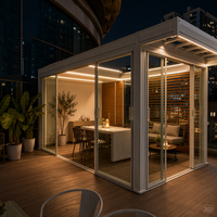 Pergola motorisée moderne en aluminium économique avec lames orientables, protection UV UPF 50+, imperméable, pour terrasse extérieure, jardin et villa