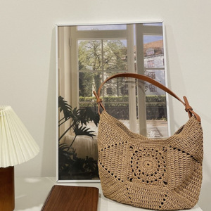 Japanese and Korean style minimalist PU leather bag with replaceable and detachable <b>shoulder</b> <b>strap</b>, tote bag <b>strap</b>, and other - Product Image 2