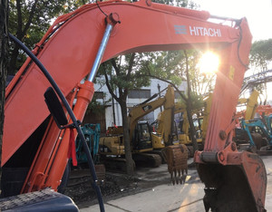 Excavatrice d'occasion originale Hitachi ZX200 Excavatrice d'occasion de haute qualité - Product Image 4