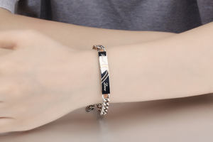 Romantic Real Love Half Heart <strong>Couple</strong> <strong>Bracelet</strong> <strong>Touch</strong> Customised His and Hers Heart Matching <strong>Bracelet</strong> <strong>for</strong> Pour <strong>Couple</strong> - Product Image 5