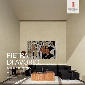 Carrelage en grès cérame moderne classique pour intérieur, aspect marbre jaune/or, fabriqué à Foshan, pour revêtements et dalles de pavage - Product Image 4