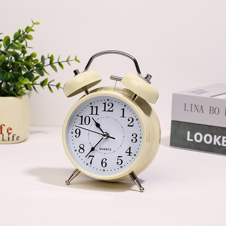 เหลืองอ่อน