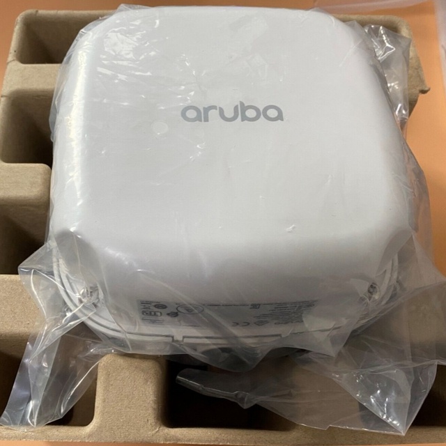 Original New AP-615 (RW) HPE Aruba 560 WiFi-6 Outdoor Access Point R4W43A