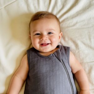 <span class=keywords><strong>Gigoteuse</strong></span> sans manches en fibre de bambou respirante pour nouveau-nés filles et garçons – Qualité supérieure, sûre et confortable - Product Image 2