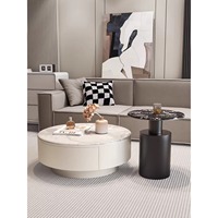 Table en pierre frittée de design italien