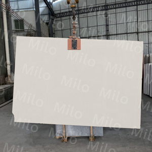 Losas de terrazo de color base beige y arena fina, para uso en el exterior - Product Image 3